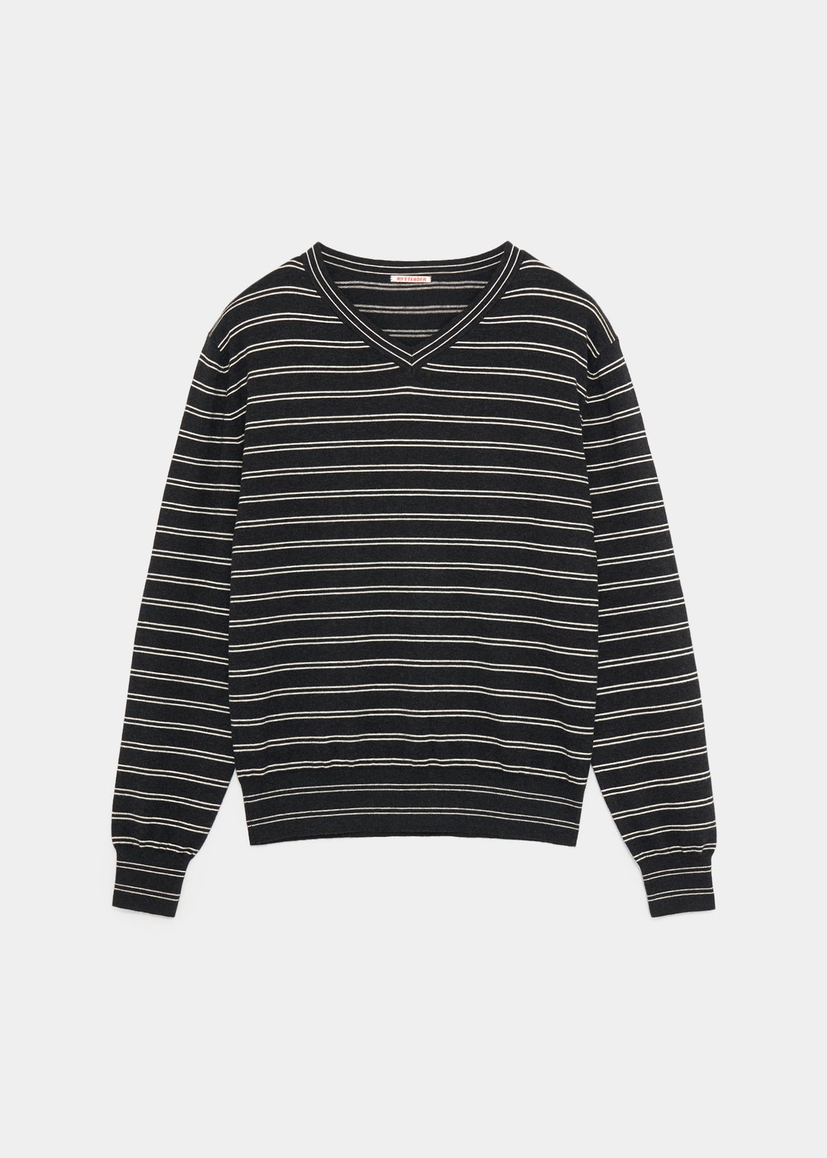MAZA V-NECK