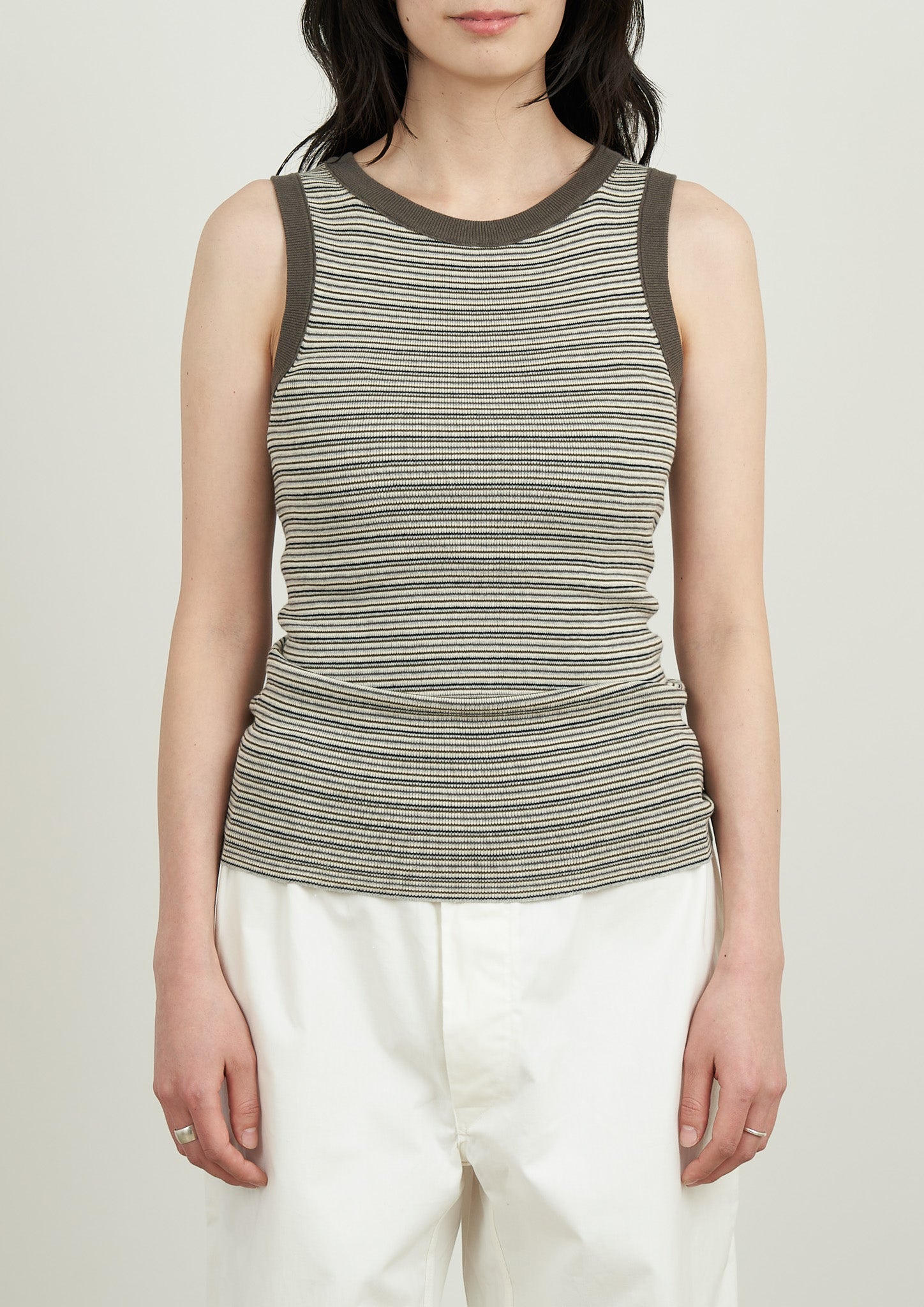 PEBBLE TANK